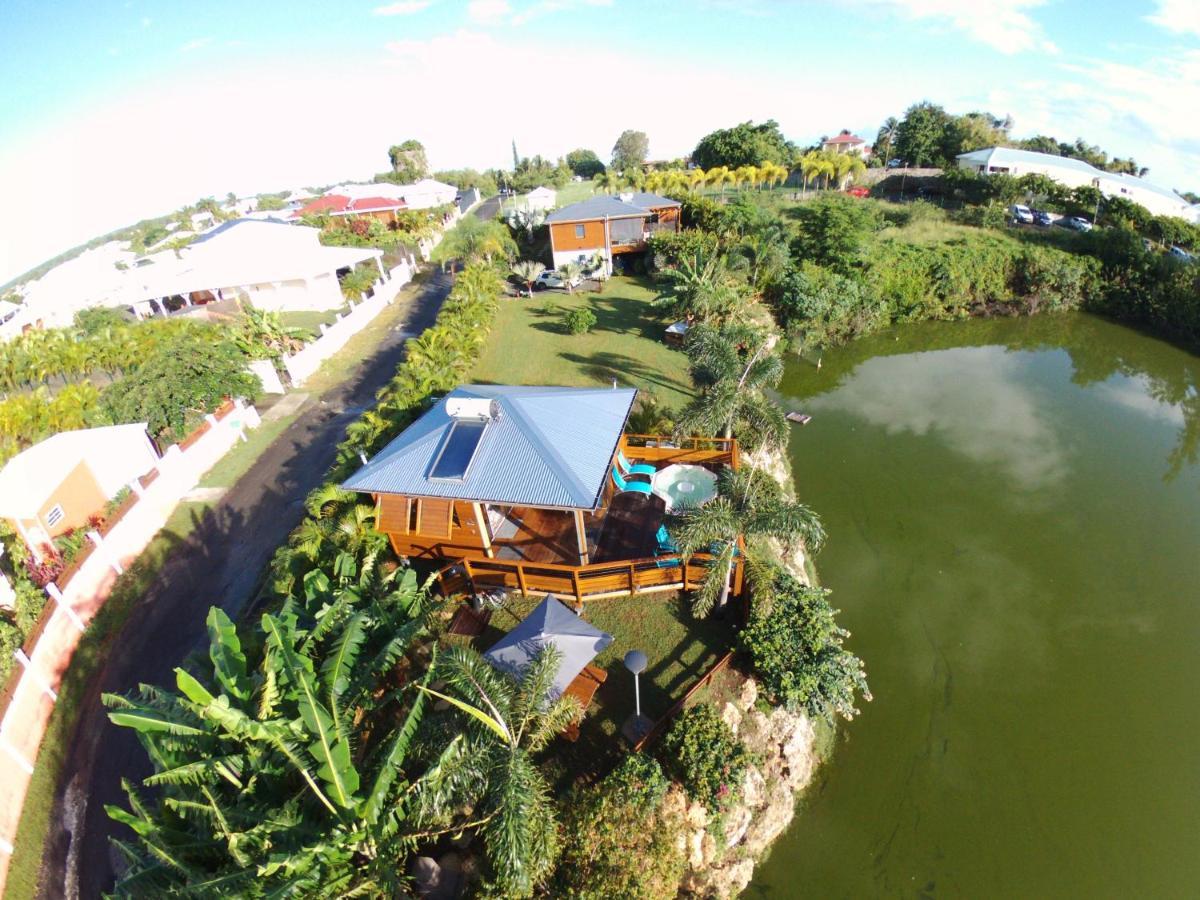 BUNGA-LODGE  Douville Esterno foto